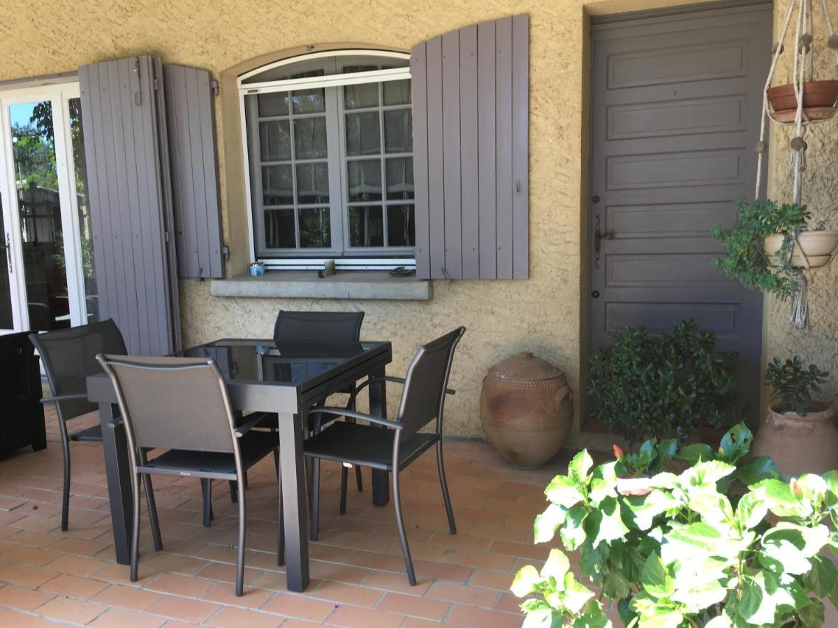 Soleil Lotus Apartment Saint-Hilaire-de-Brethmas Екстериор снимка