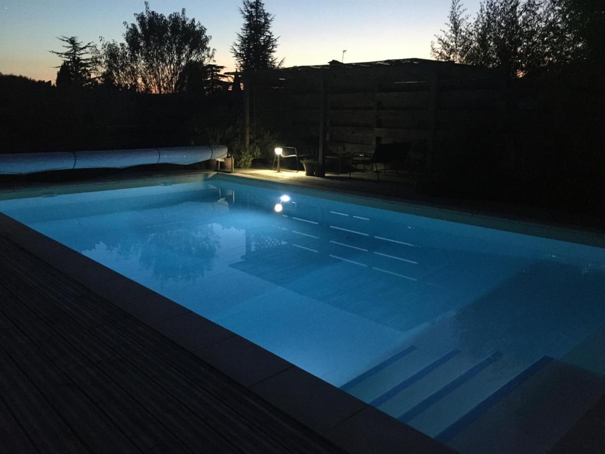 Soleil Lotus Apartment Saint-Hilaire-de-Brethmas Екстериор снимка