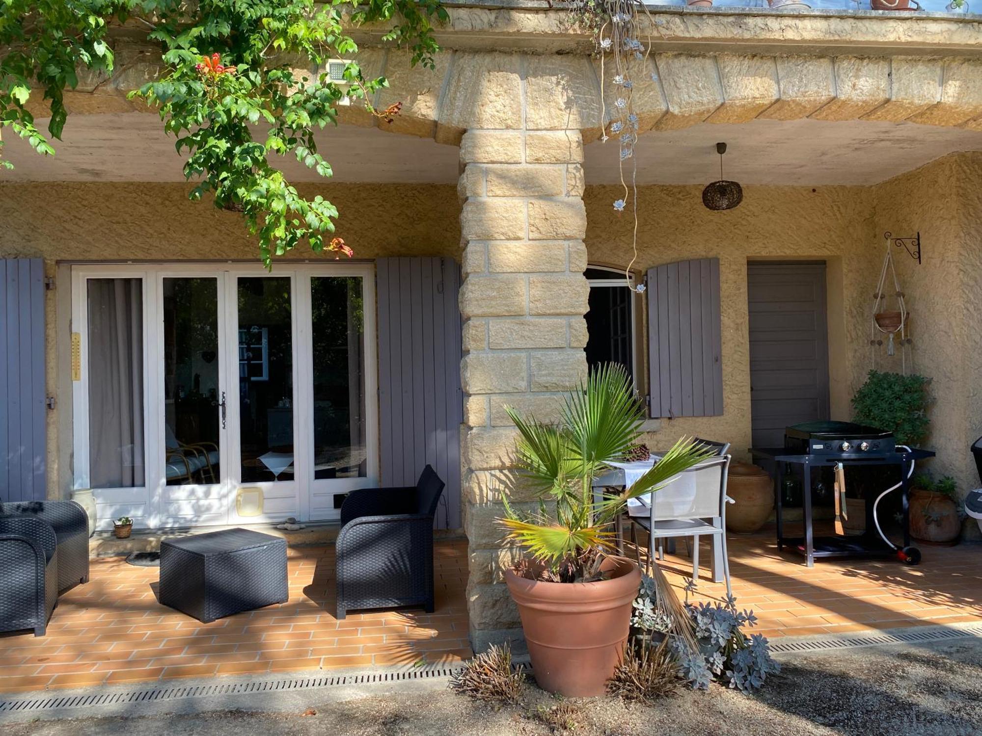 Soleil Lotus Apartment Saint-Hilaire-de-Brethmas Екстериор снимка