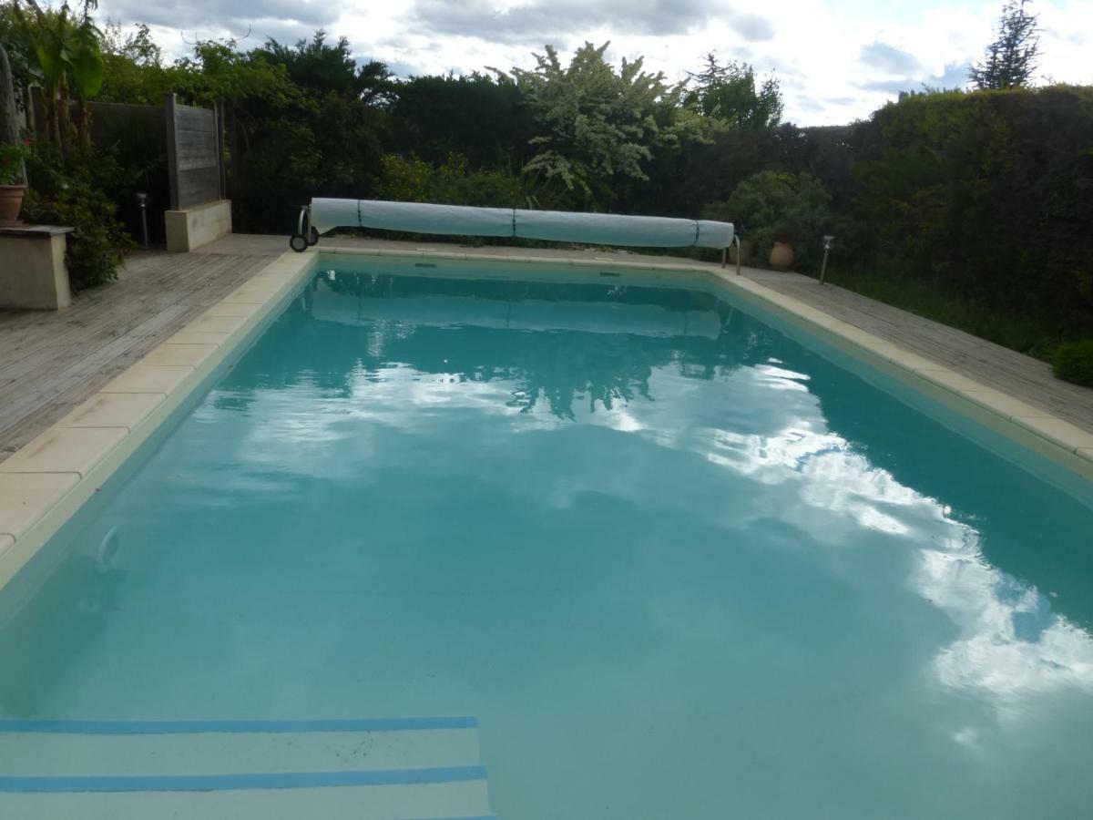 Soleil Lotus Apartment Saint-Hilaire-de-Brethmas Екстериор снимка