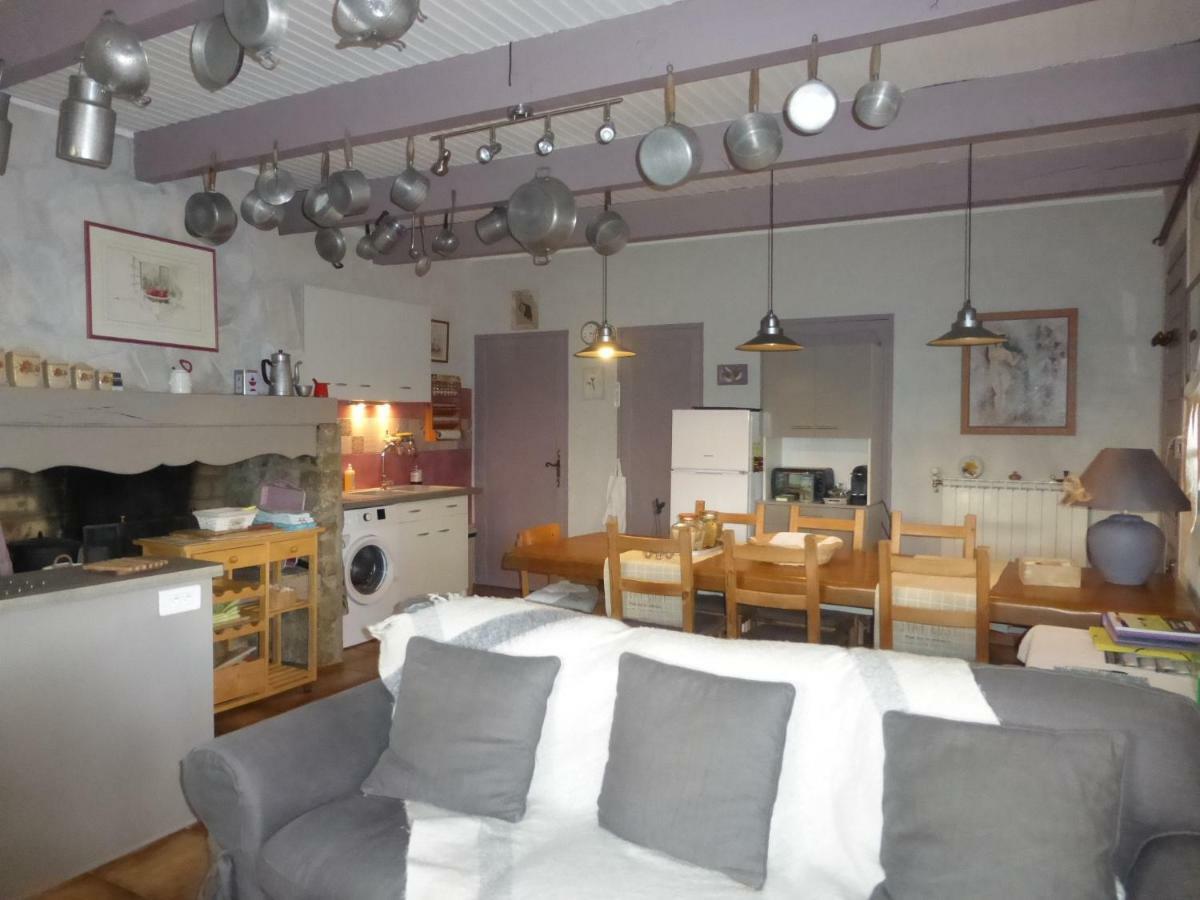 Soleil Lotus Apartment Saint-Hilaire-de-Brethmas Екстериор снимка